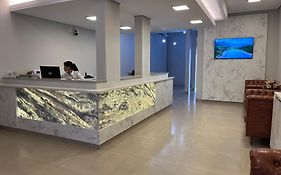 Rosa'S Hotel